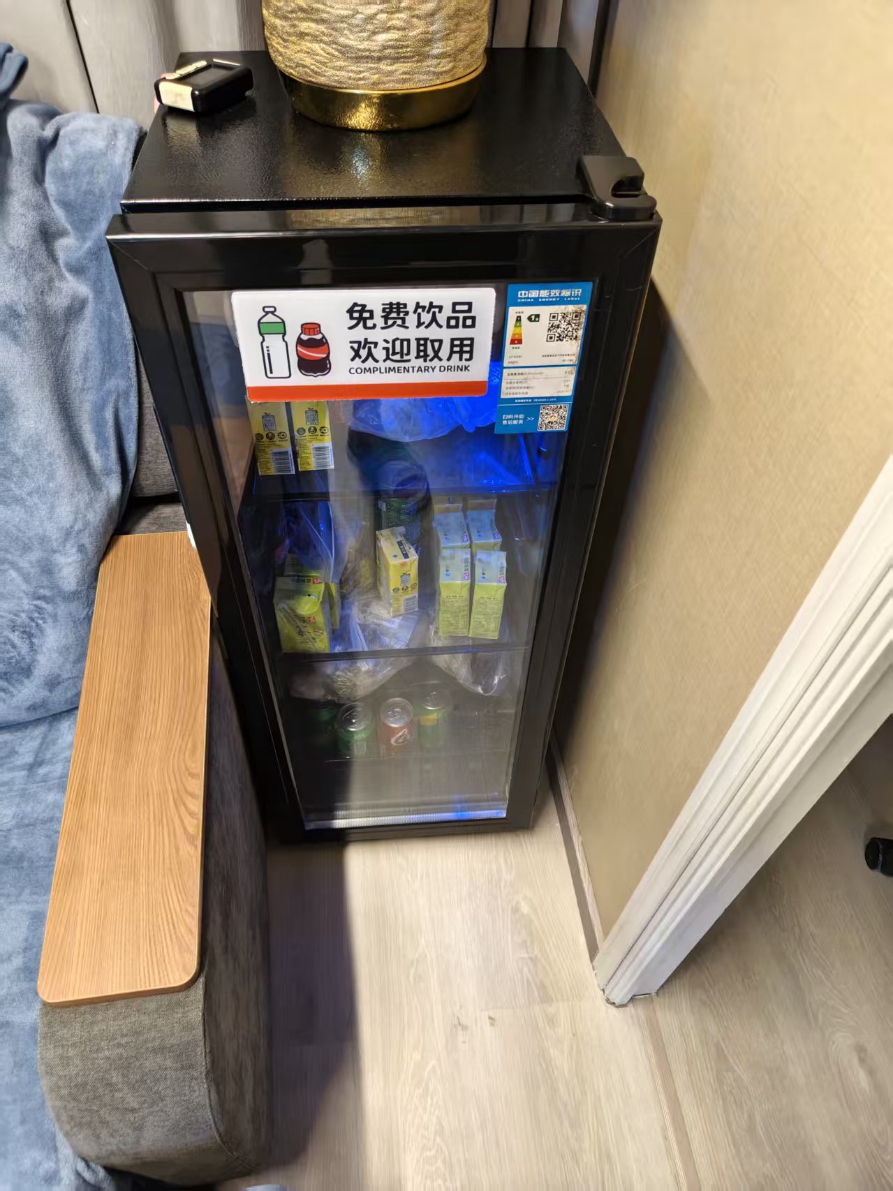 心滿玉足-免費茶水飲料